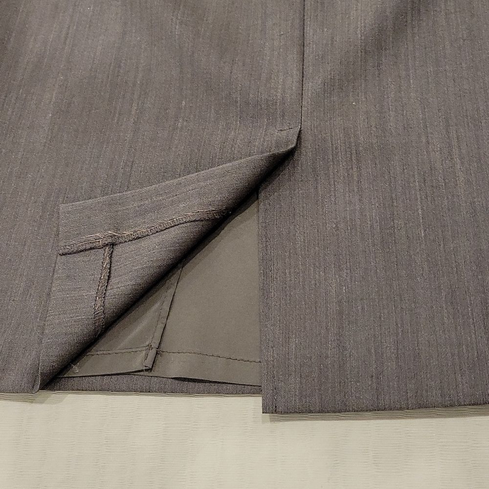 ⭐️2/$30⭐️ Tristan&Iseut Skirt sz 8 - Picture 6 of 6